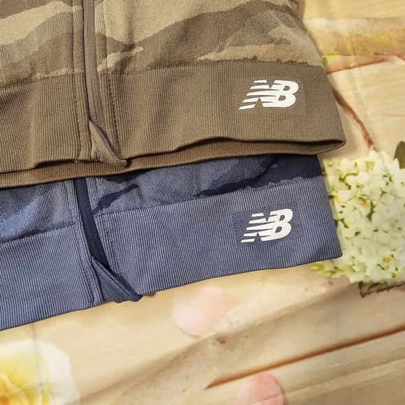 New Balance camo sports bra bundle - Picture 3 of 4